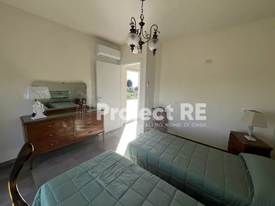 Immagine 36 di Villa in vendita  in Strada Statale 106 km 111  Roccella Jonica a Roccella Ionica