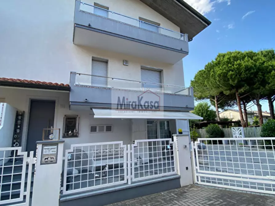 Immagine 49 di Casa bifamiliare in vendita  in Via Orione a Cervia