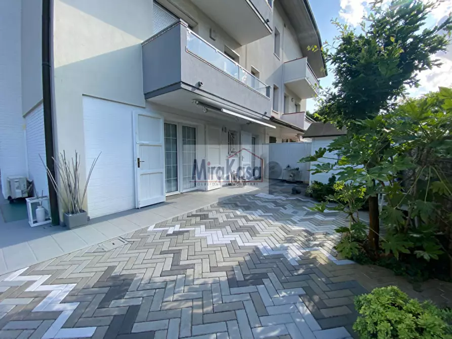 Immagine 50 di Casa bifamiliare in vendita  in Via Orione a Cervia