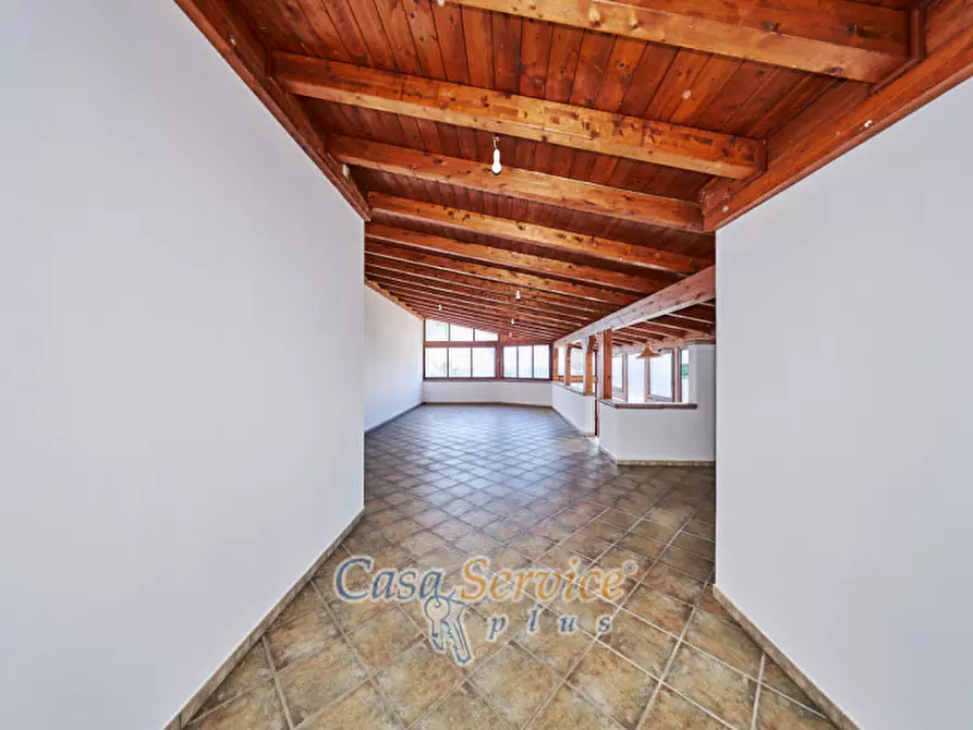 Immagine 16 di Negozio in vendita  in Lungomare Japigia a Ugento