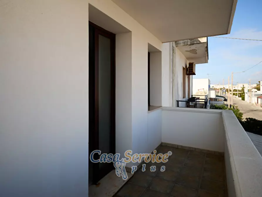 Immagine 24 di Negozio in vendita  in Lungomare Japigia a Ugento