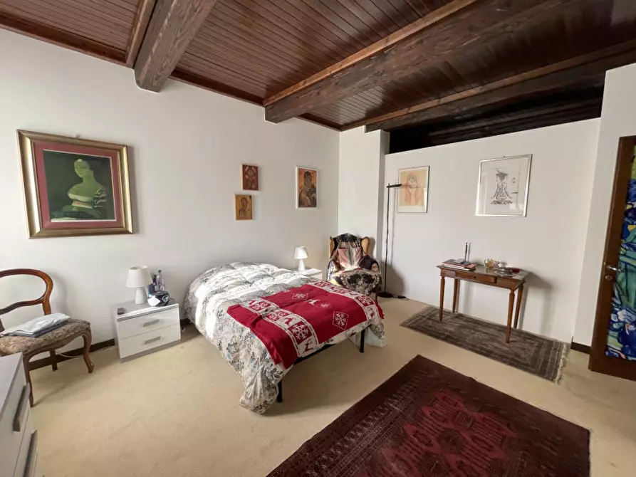 Immagine 26 di Villa in vendita  a Suzzara