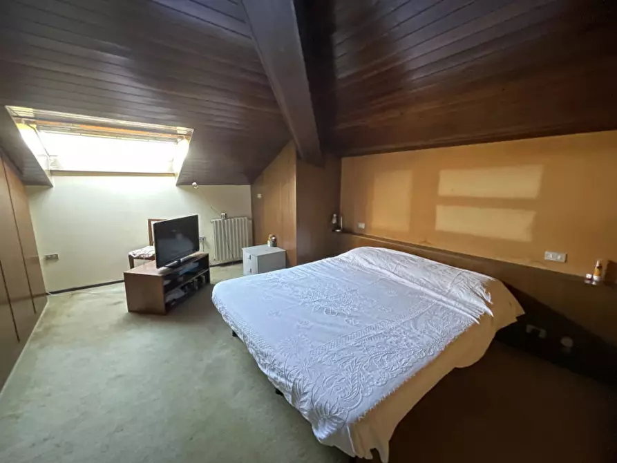 Immagine 35 di Villa in vendita  a Suzzara