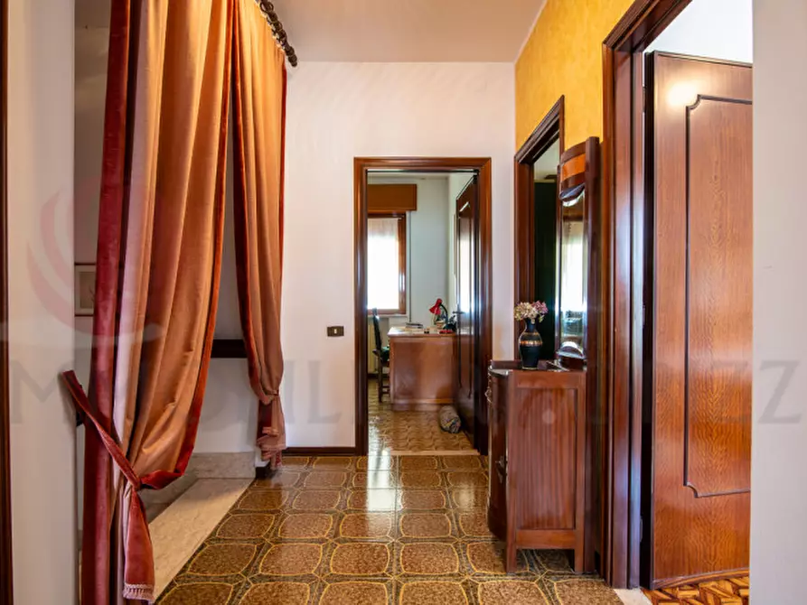 Immagine 7 di Villa in vendita  in Via Lubian a Vo