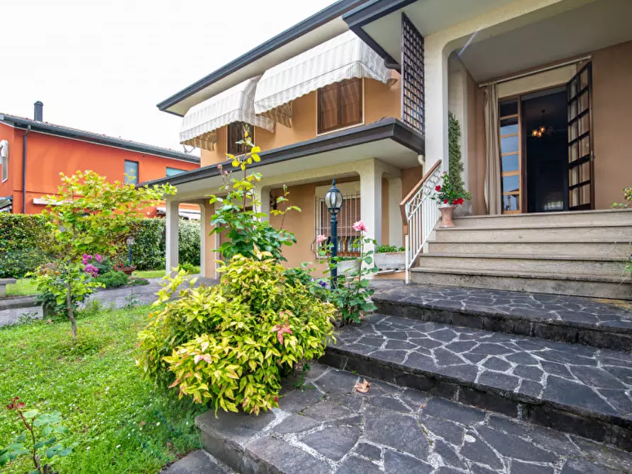 Immagine 20 di Villa in vendita  in Via Lubian a Vo