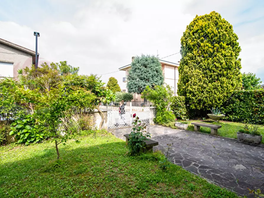 Immagine 22 di Villa in vendita  in Via Lubian a Vo