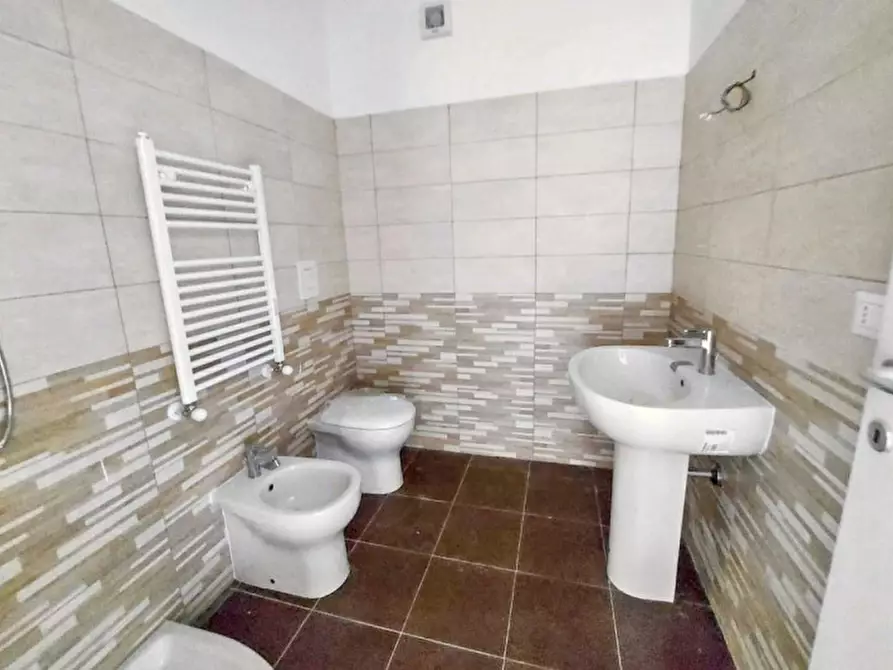 Immagine 5 di Appartamento in vendita  in Via Vittorio De Sica, N. 5-7 a Fiumicino