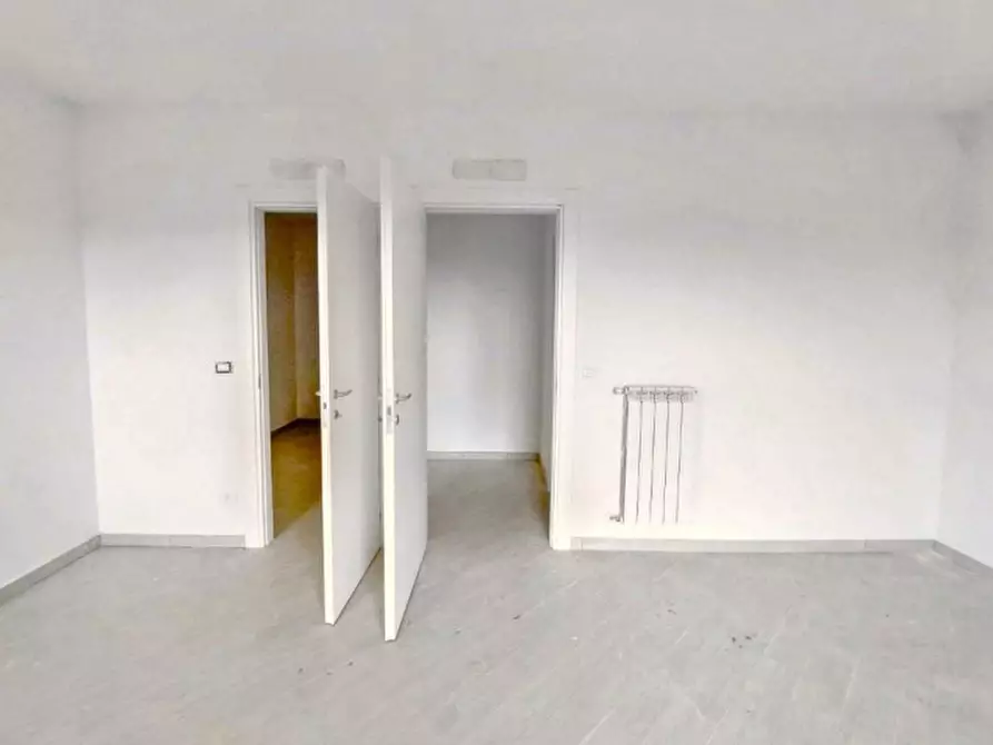 Immagine 8 di Appartamento in vendita  in Via Vittorio De Sica, N. 5-7 a Fiumicino