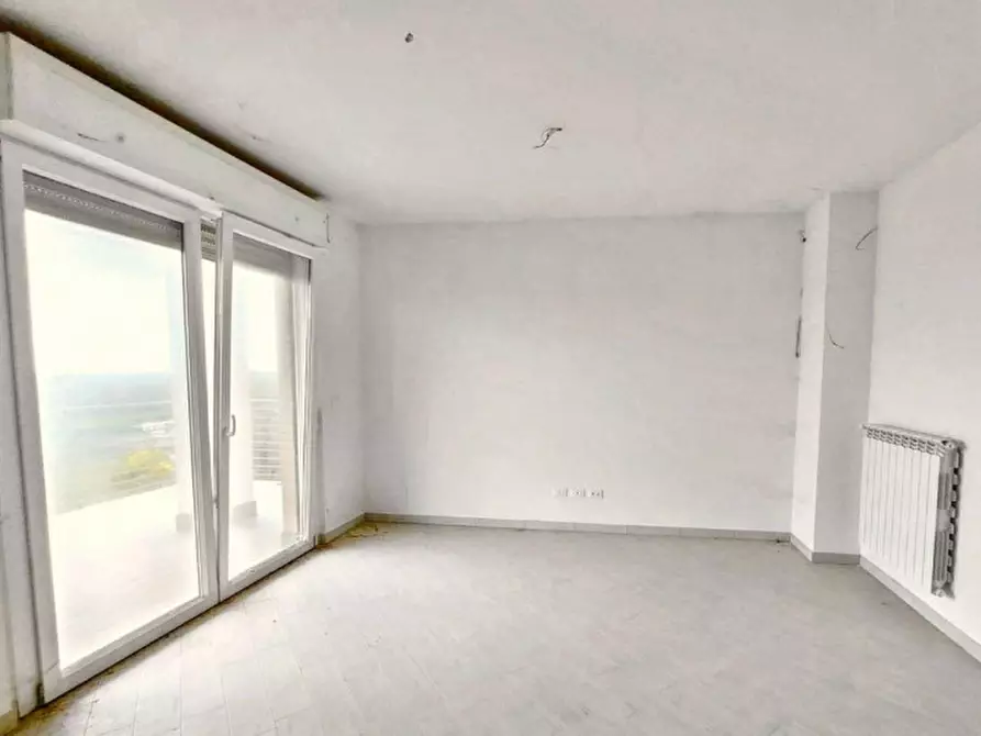 Immagine 1 di Appartamento in vendita  in Via Vittorio De Sica, N. 5-7 a Fiumicino