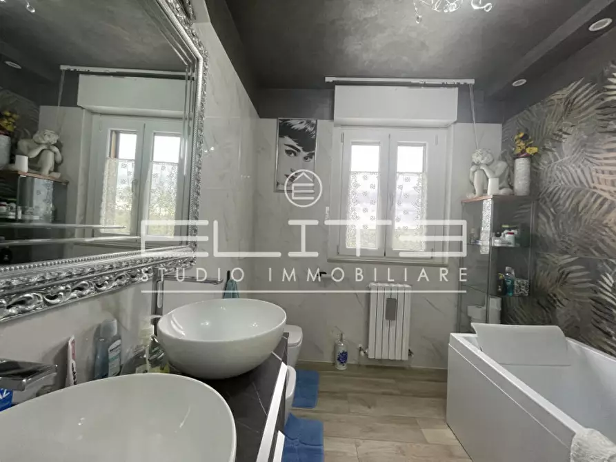 Immagine 19 di Appartamento in vendita  in Giovanni Paolo a Agugliano