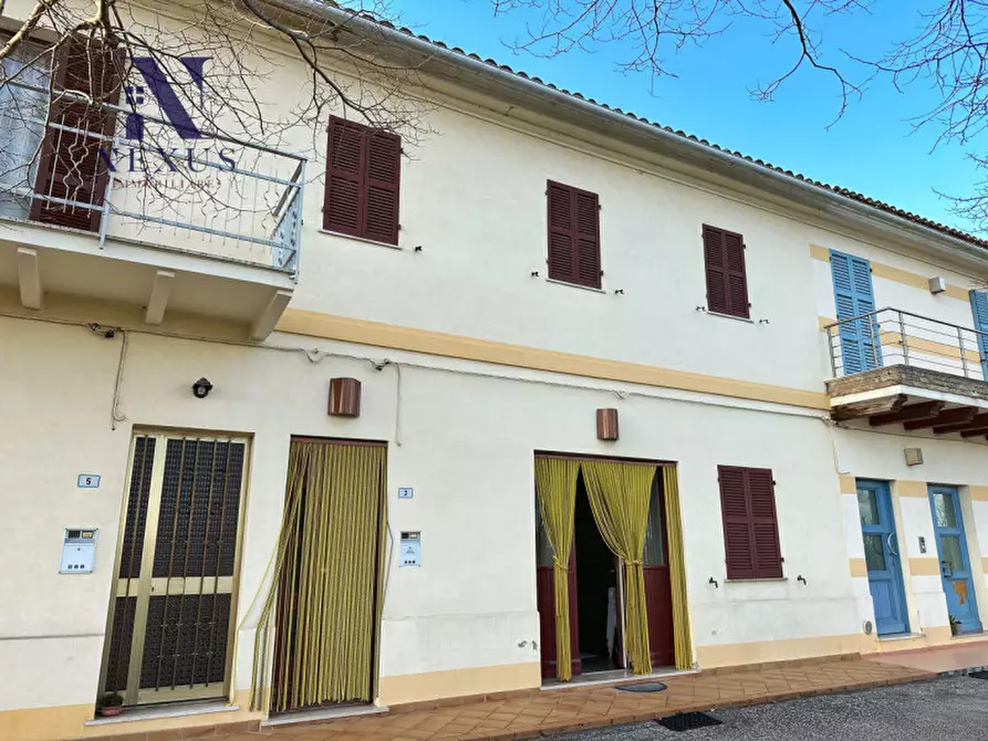 Immagine 14 di Villetta a schiera in vendita  a Montefelcino