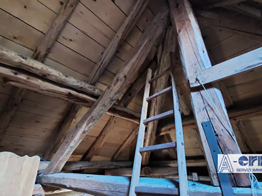 Immagine 16 di Appartamento in vendita  in via Cesare Battisti a Castello Tesino