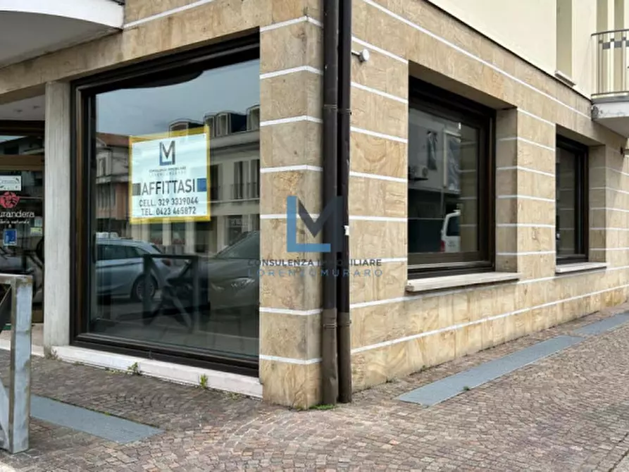 Immagine 3 di Negozio in affitto  a Montebelluna
