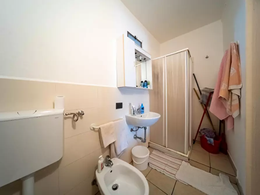 Immagine 12 di Appartamento in vendita  in Via Emilia Ovest a Parma