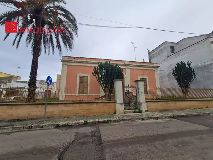 Immagine 1 di Casa indipendente in vendita  in via francesco Lo Re a Surbo