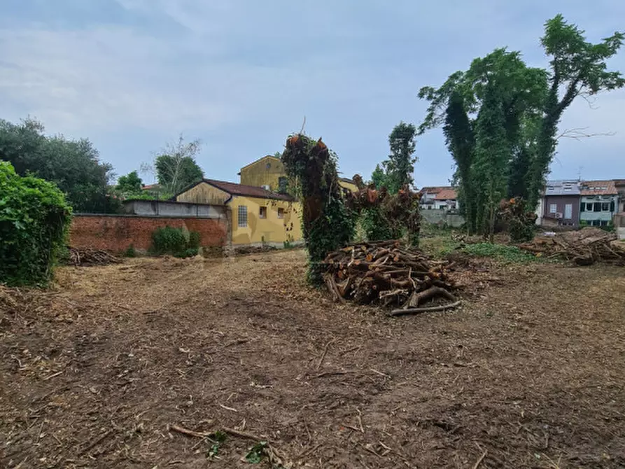 Immagine 10 di Terreno in vendita  a Lonigo