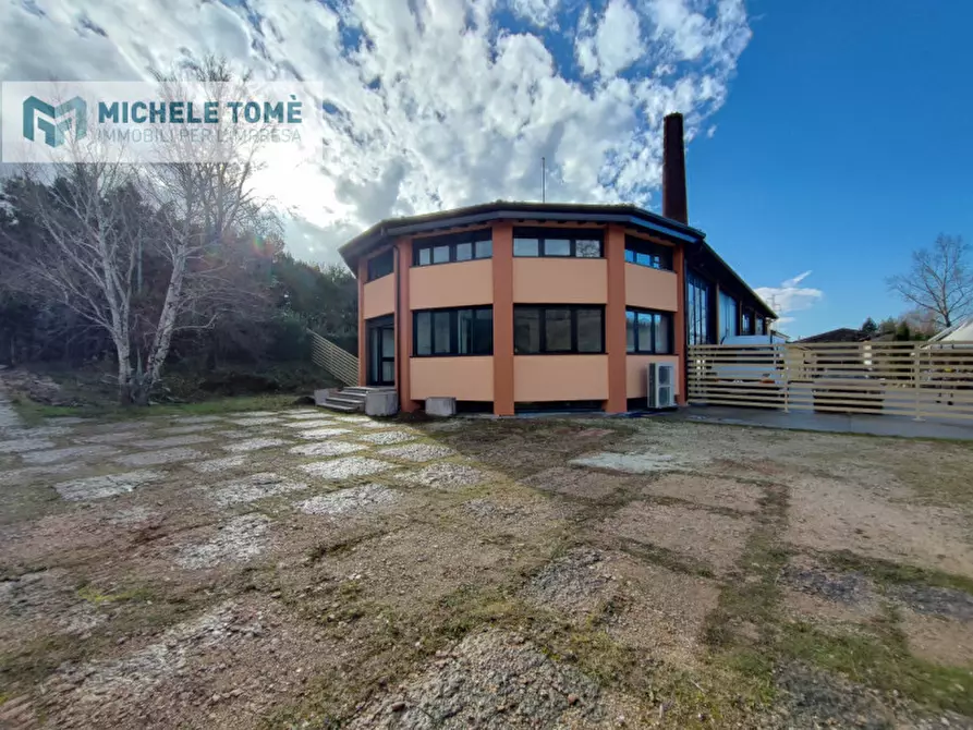 Immagine 3 di Ufficio in vendita  in via sottomori a Dolcè