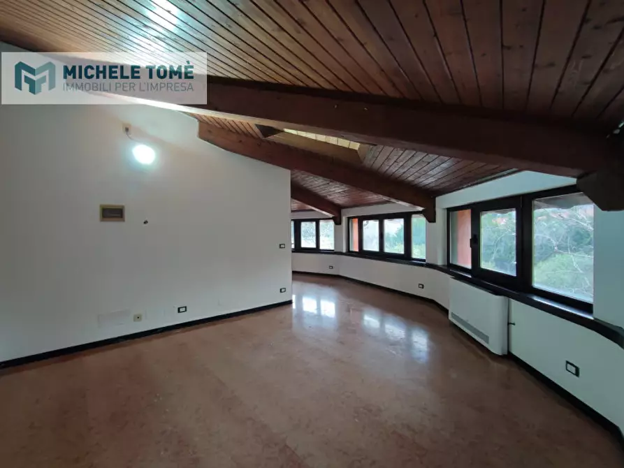 Immagine 16 di Ufficio in vendita  in via sottomori a Dolcè