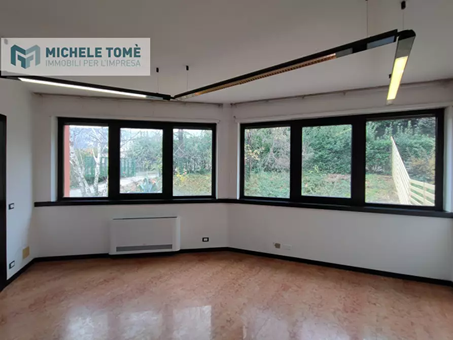 Immagine 20 di Ufficio in vendita  in via sottomori a Dolcè