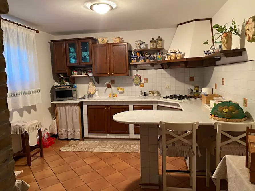 Immagine 4 di Casa indipendente in vendita  in via leopardi a Correzzola