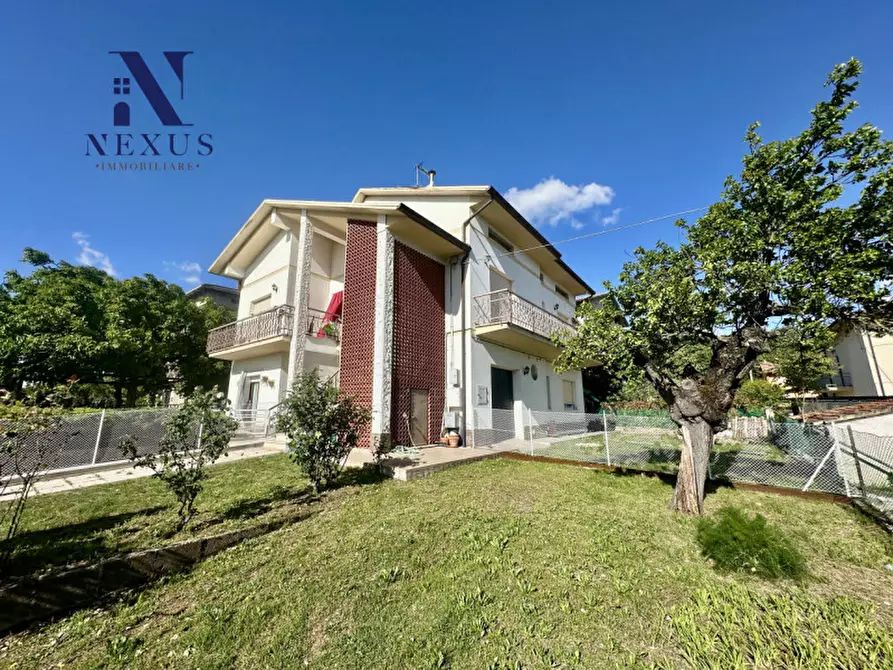 Immagine 29 di Casa bifamiliare in vendita  a Fossombrone