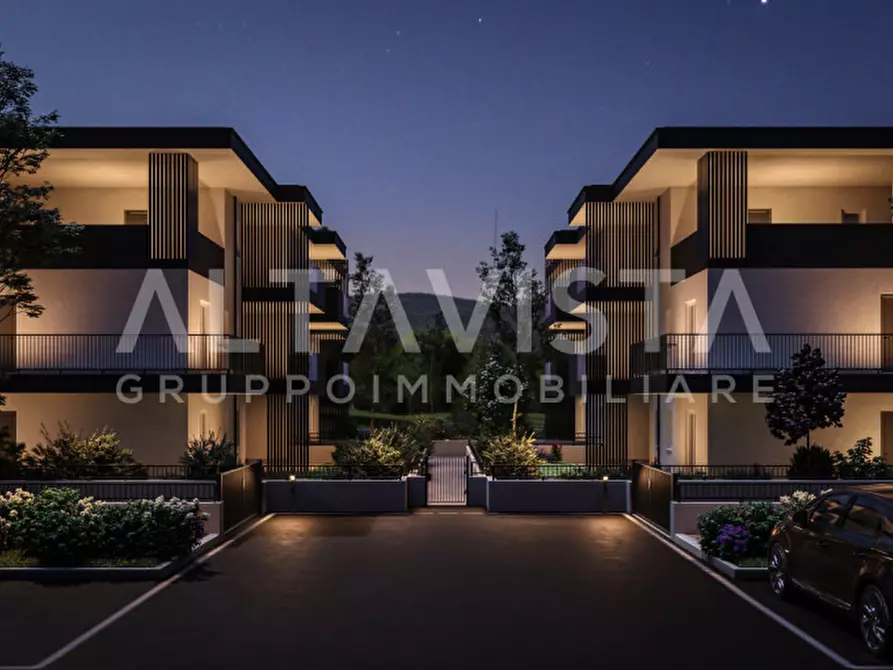 Immagine 7 di Appartamento in vendita  a Montichiari