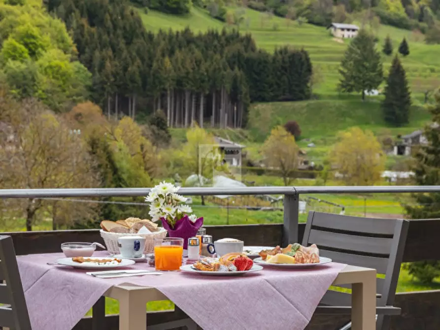 Immagine 8 di Hotel in vendita  in via unità d'italia a Ledro