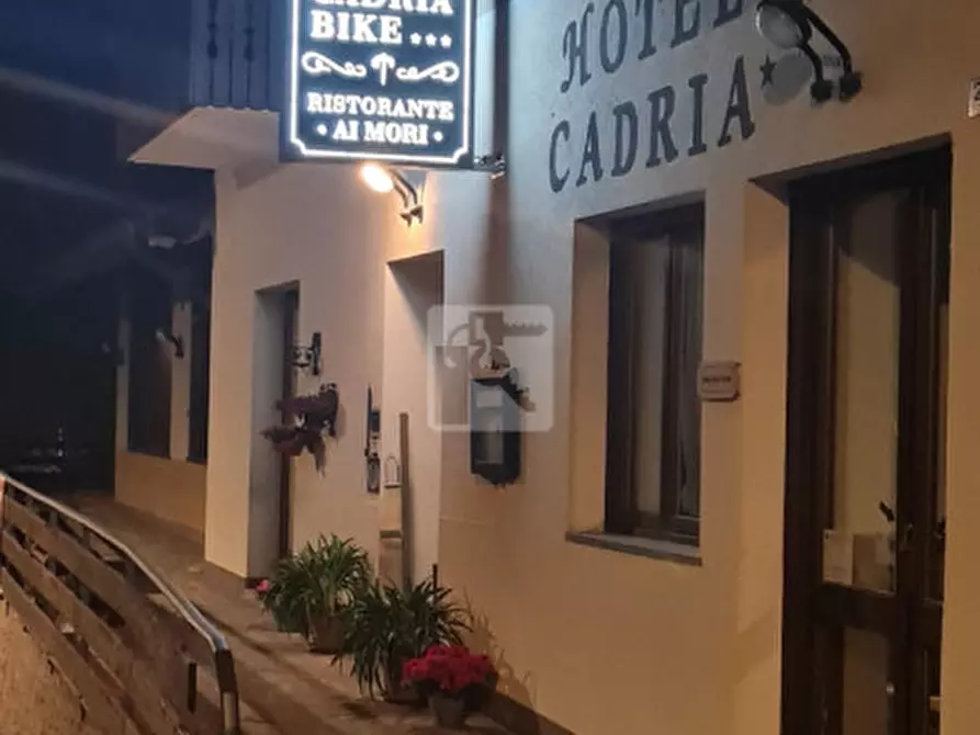 Immagine 21 di Hotel in vendita  in via unità d'italia a Ledro