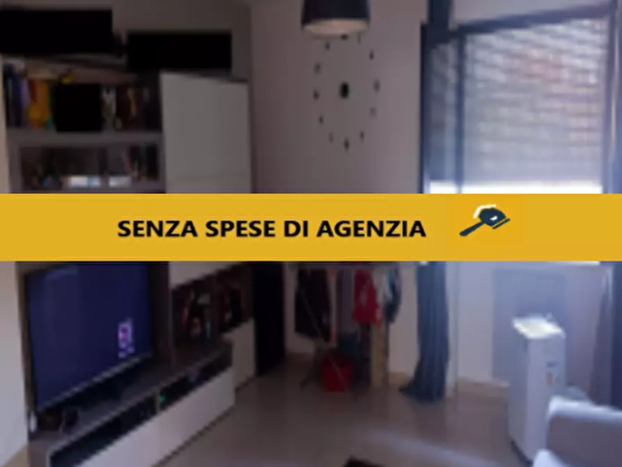 Immagine 1 di Appartamento in vendita  in Piazza Pertini n.11 a Taranto