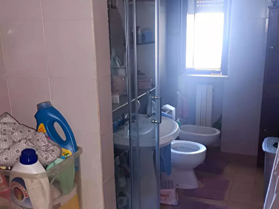 Immagine 5 di Appartamento in vendita  in Piazza Pertini n.11 a Taranto