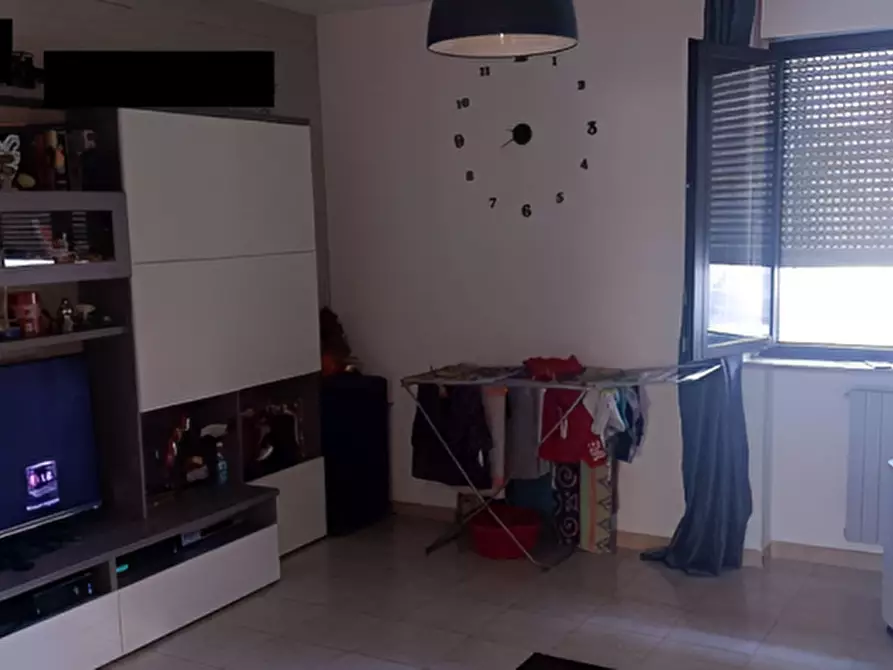 Immagine 11 di Appartamento in vendita  in Piazza Pertini n.11 a Taranto