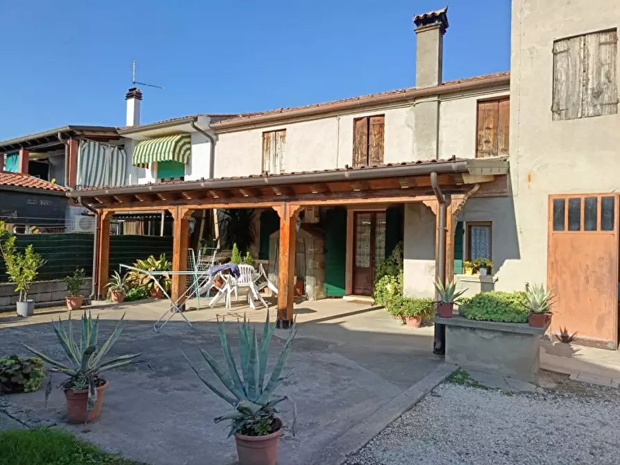 Immagine 1 di Casa indipendente in vendita  in Borgo San Marco a Montagnana