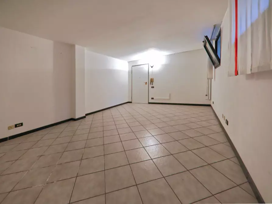 Immagine 31 di Appartamento in vendita  in Via Ozanam a Seveso