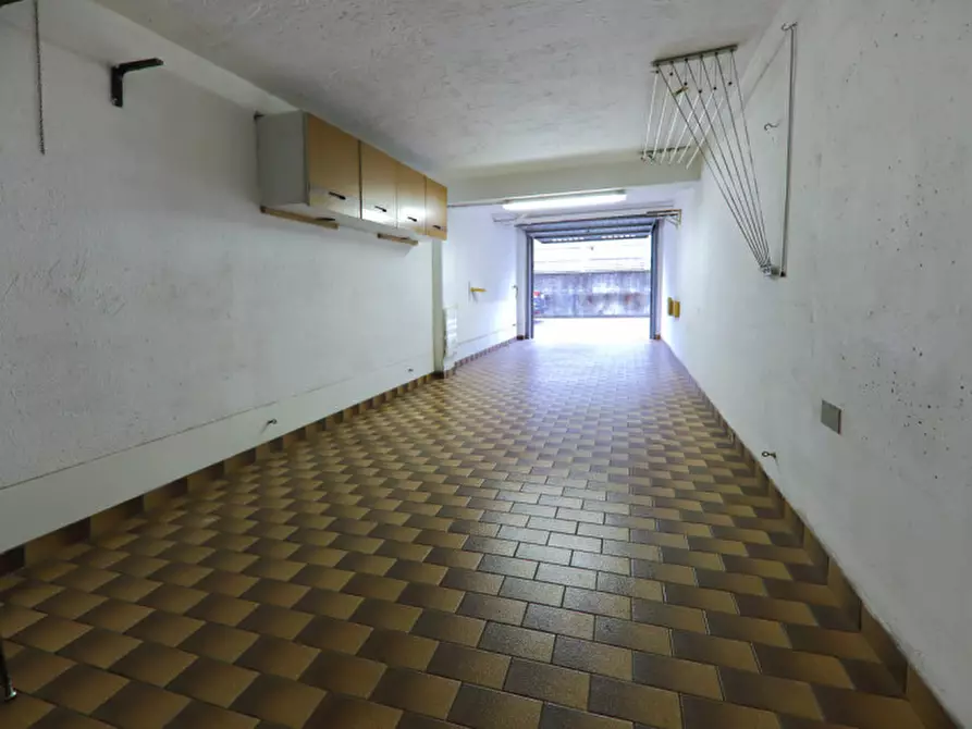 Immagine 34 di Appartamento in vendita  in Via Ozanam a Seveso