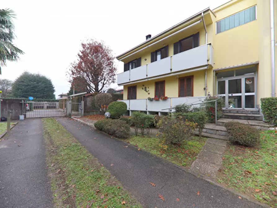 Immagine 39 di Appartamento in vendita  in Via Ozanam a Seveso