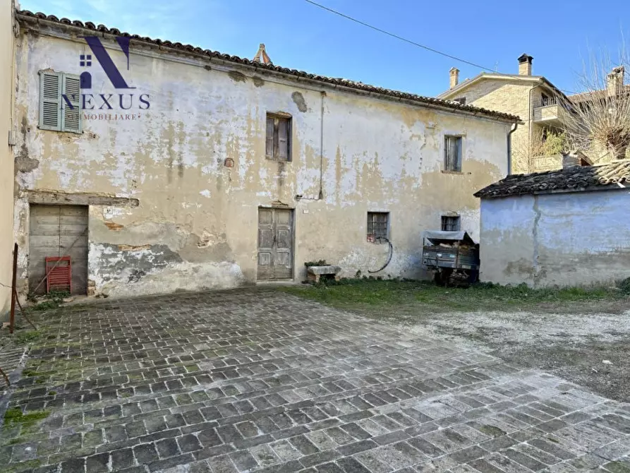 Immagine 13 di Rustico / casale in vendita  a Colli Al Metauro