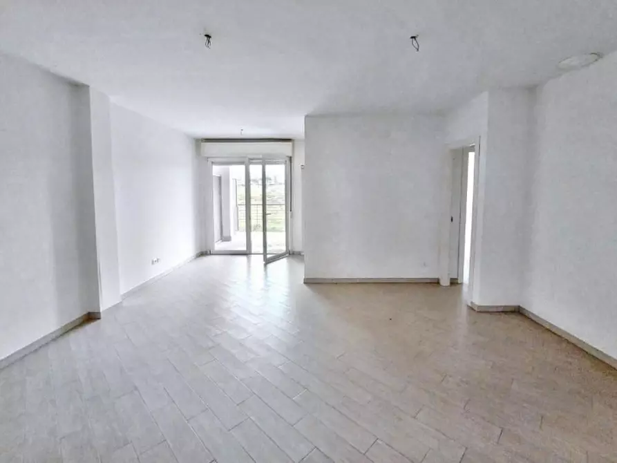 Immagine 4 di Appartamento in vendita  in Via Vittorio De Sica, N. 5-7 a Fiumicino