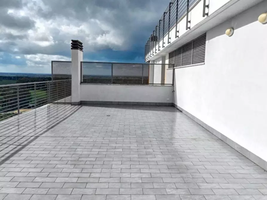 Immagine 6 di Appartamento in vendita  in Via Vittorio De Sica, N. 5-7 a Fiumicino