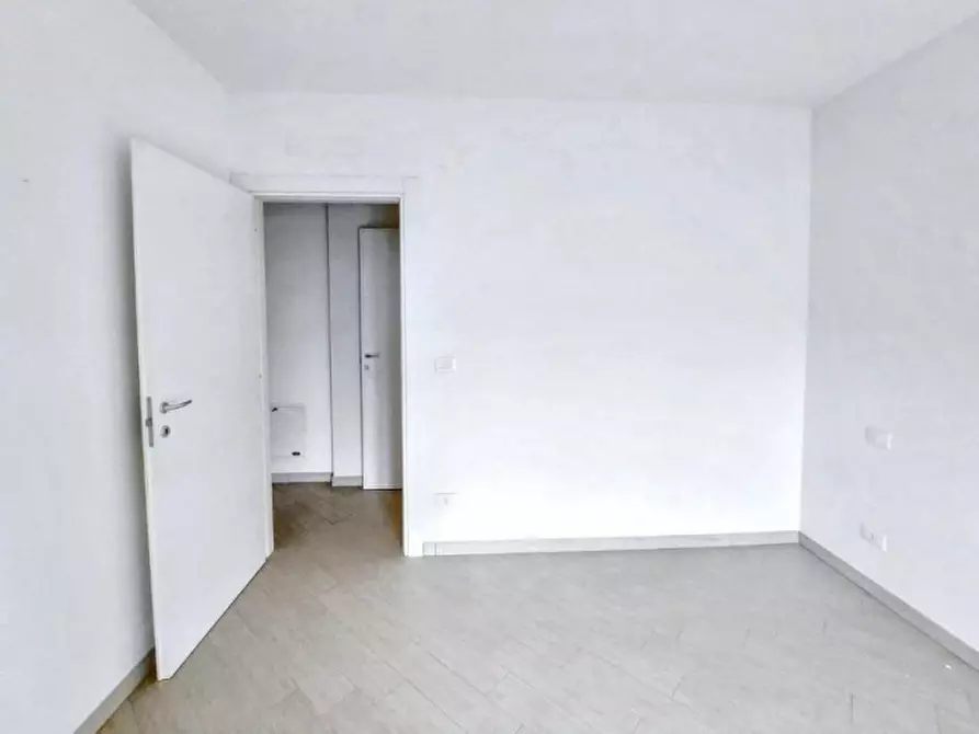 Immagine 8 di Appartamento in vendita  in Via Vittorio De Sica, N. 5-7 a Fiumicino