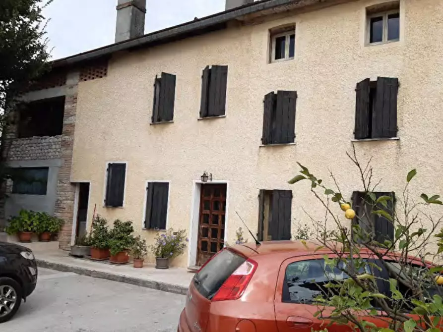 Immagine 1 di Casa indipendente in vendita  in Via Menegoni, N. 38 a Fonte