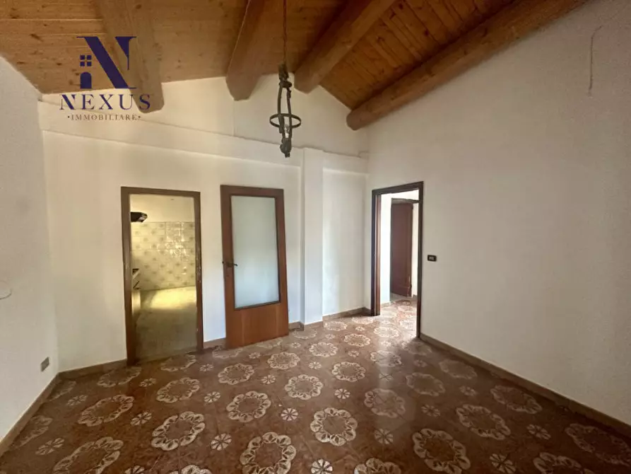 Immagine 3 di Appartamento in vendita  a Fratte Rosa