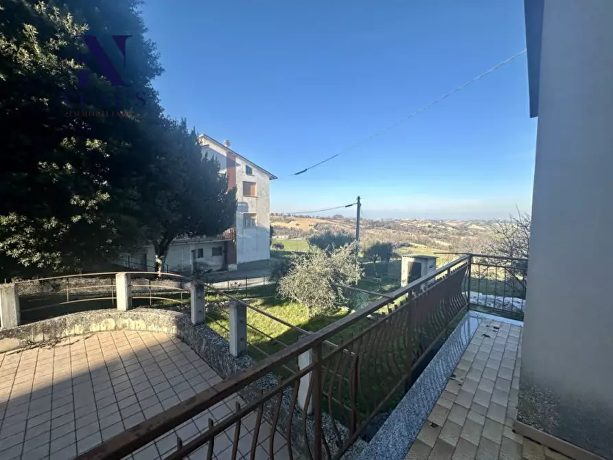 Immagine 16 di Appartamento in vendita  a Fratte Rosa