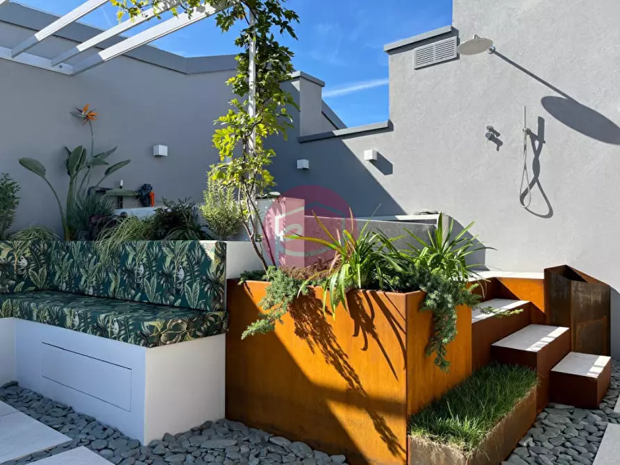 Immagine 17 di Attico in vendita  a Santarcangelo Di Romagna