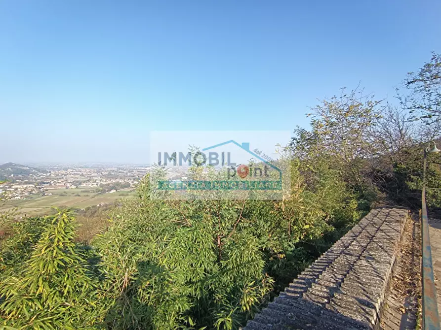 Immagine 4 di Rustico / casale in vendita  a Torreglia