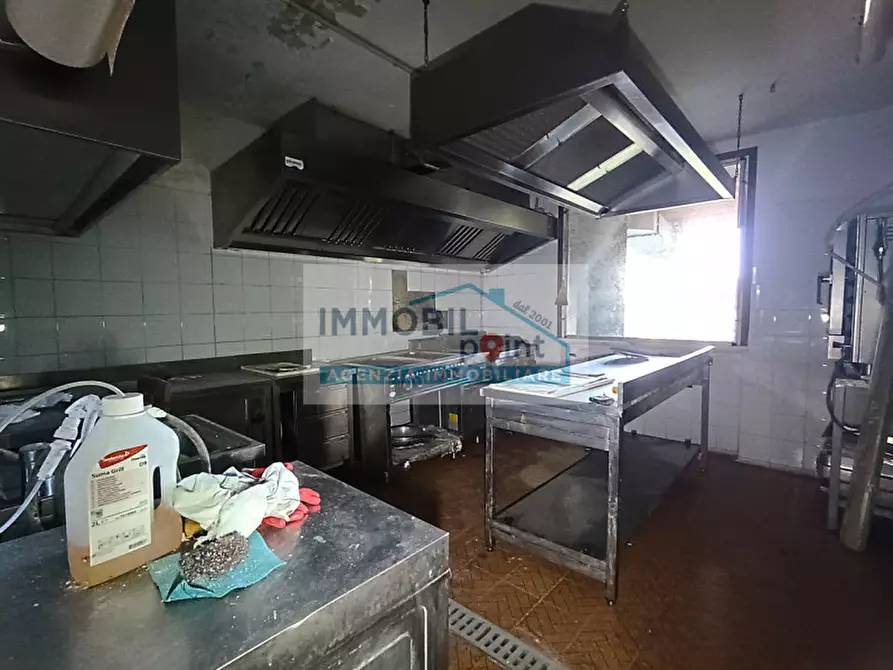 Immagine 13 di Rustico / casale in vendita  a Torreglia