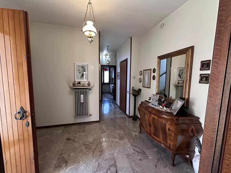 Immagine 2 di Casa bifamiliare in vendita  in via leonardo da vinci a Castelfranco Veneto