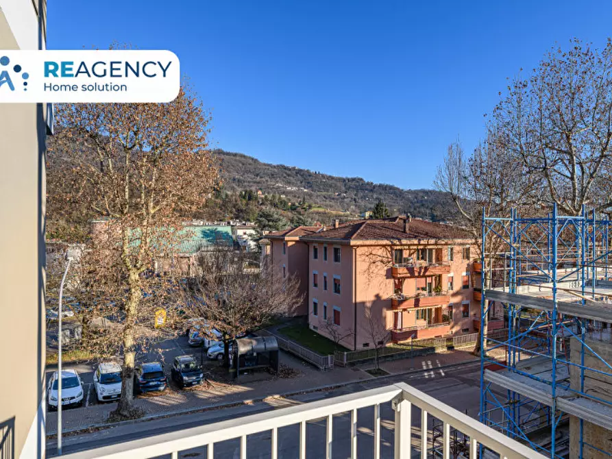 Immagine 9 di Appartamento in vendita  in VIA REGINA MARGHERITA a Valdagno