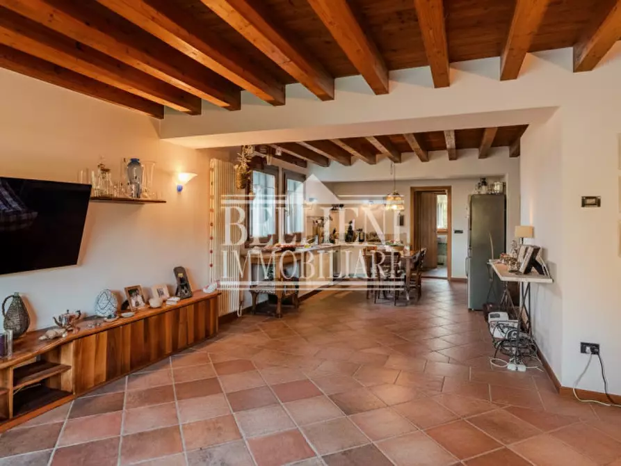 Immagine 1 di Casa bifamiliare in vendita  in Via Falzarego a Vicenza