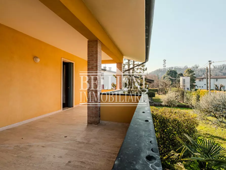 Immagine 21 di Casa bifamiliare in vendita  in Via Falzarego a Vicenza