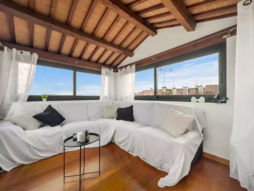 Immagine 22 di Attico in vendita  a Vicenza